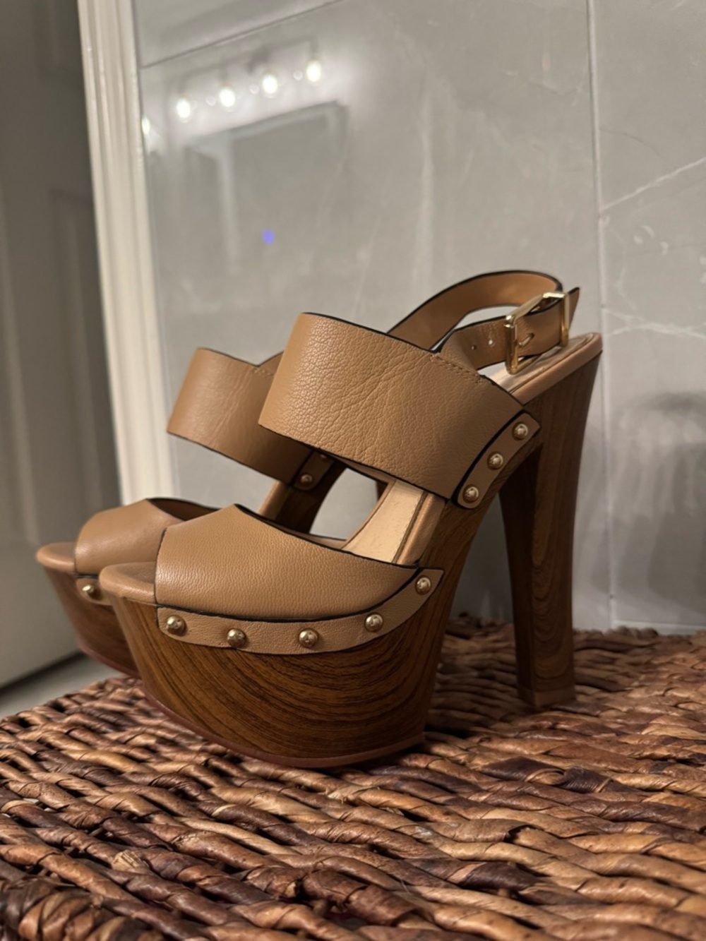 Jessica Simpson Tan Leather Platform Slingback Heels